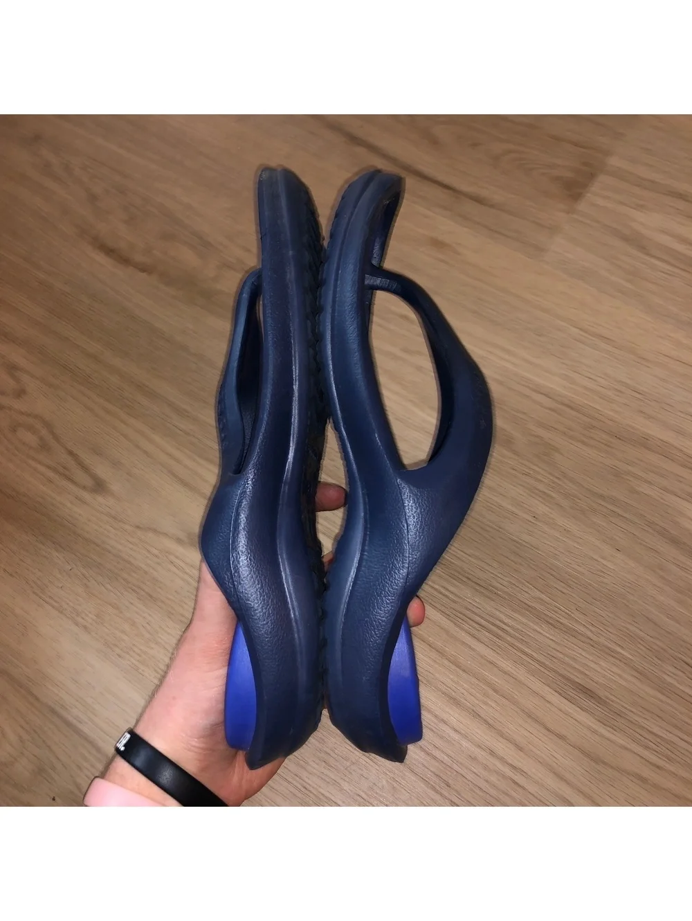 CROCS ATHENS ROYAL NAVY BLUE THONG FLIP FLOP SANDALS WOMENS SIZE 8 MENS 6 - Picture 5 of 5